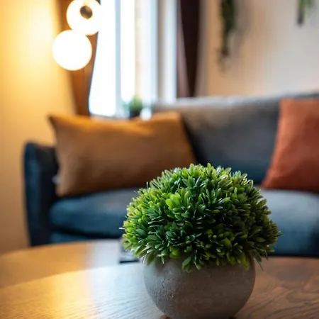 Maremar - Style Im Zentrum - Luxus Boxspringbett - Kueche - Arbeitsplatz - Highspeed Wlan Gera