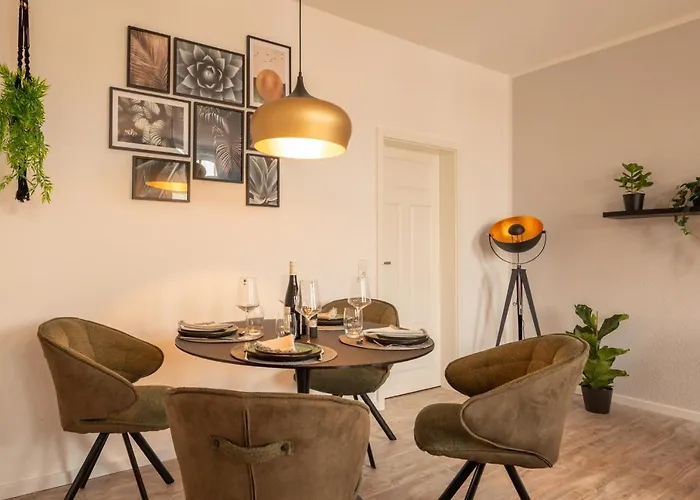 Apartment Maremar - Style Im Zentrum - Luxus Boxspringbett - Kueche - Arbeitsplatz - Highspeed Wlan